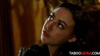 Stepdad fucks የእርሱ stepdaughter እንደ አስተማሪ ማን punishes ግምገማ slutty schoolgirl