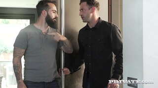 Ang libog blonde sisiw ay hindi maaaring makakuha ng sapat na titi! Siya inilalagay ang kanyang puwit upang gumana sa pamamagitan ng pagkuha ng matinding puke bayuhan at double malalim na pagkilos sa isang pangit na bakla. Buong mag-Flick sa Private.com!