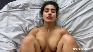 I Te Titi I Ona Waewae Ki Runga Ki Tona Matenga Hoki I Hohonu Te Kătahi